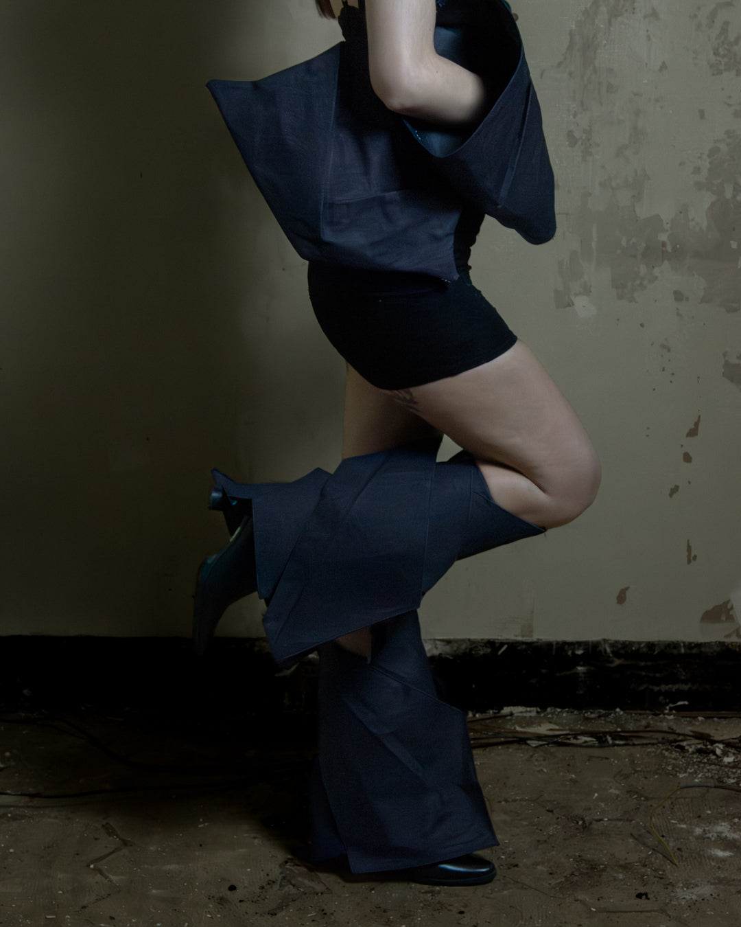 Distorted Step Leather Sneakers